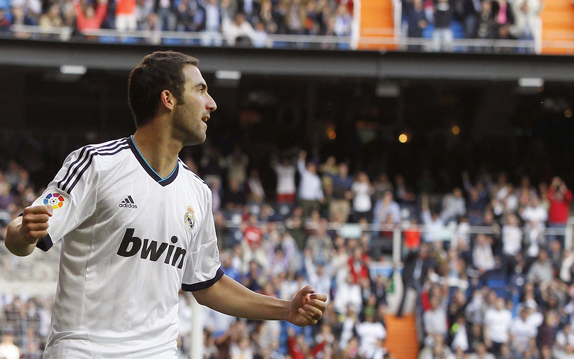 团队配合合理，进攻布局有序，团队配合和管理方式有哪些